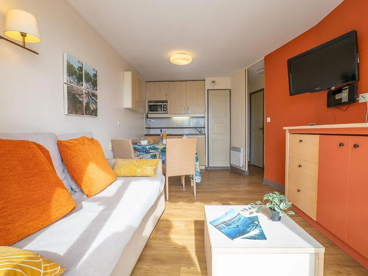 Apartment Village Cap Esterel - Le Village-68 By Interhome Saint-Raphaël