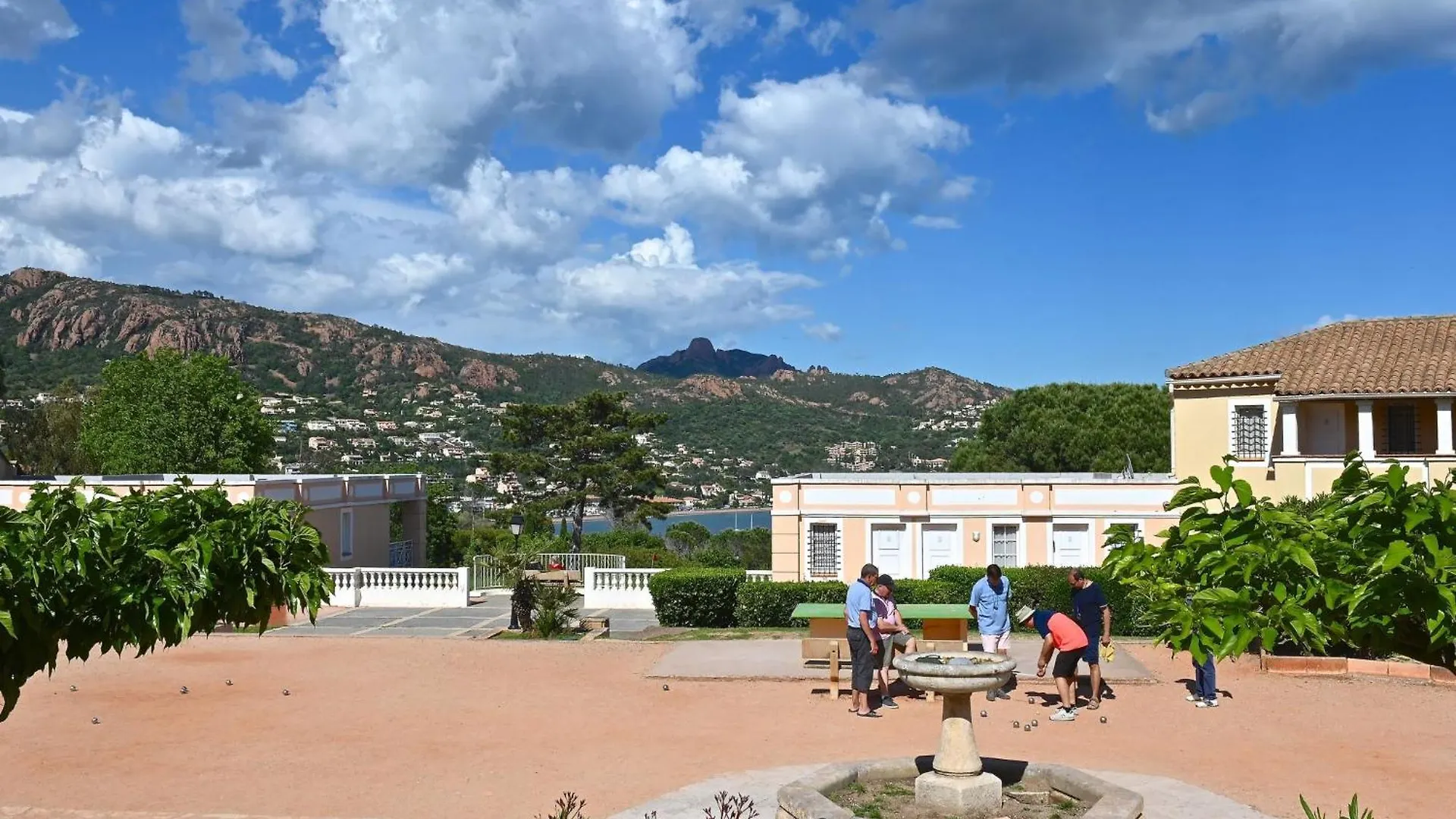 Apartment Village Cap Estérel - Le Village-68 Saint-Raphaël